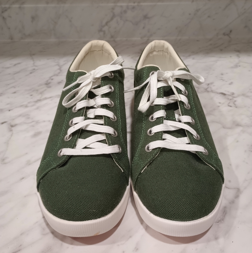 Nwob L.L. Bean Canvas Shoes View 2
